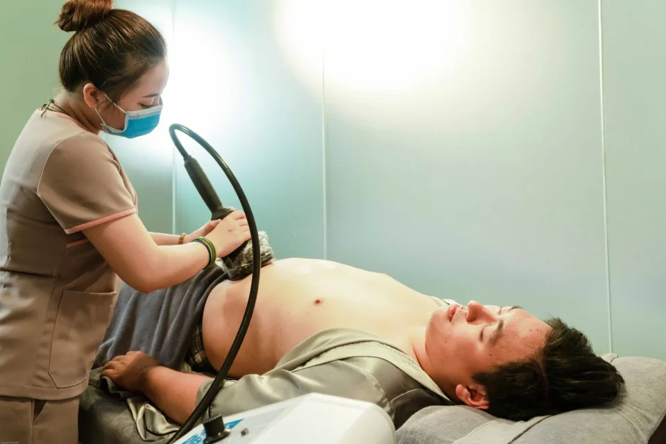 Dịch vụ khám & chăm sóc sức khỏe